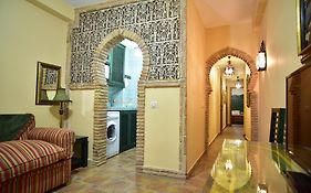 Apartamentos Turisticos Dona Maria La Brava